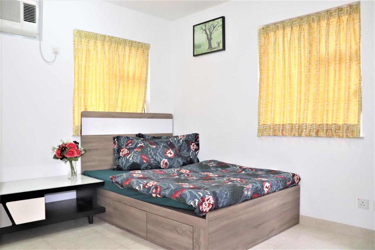 Mtr Tung Chung Near Airport Apartment, Getaway, Pa Village Tung Chung * Hong Kong